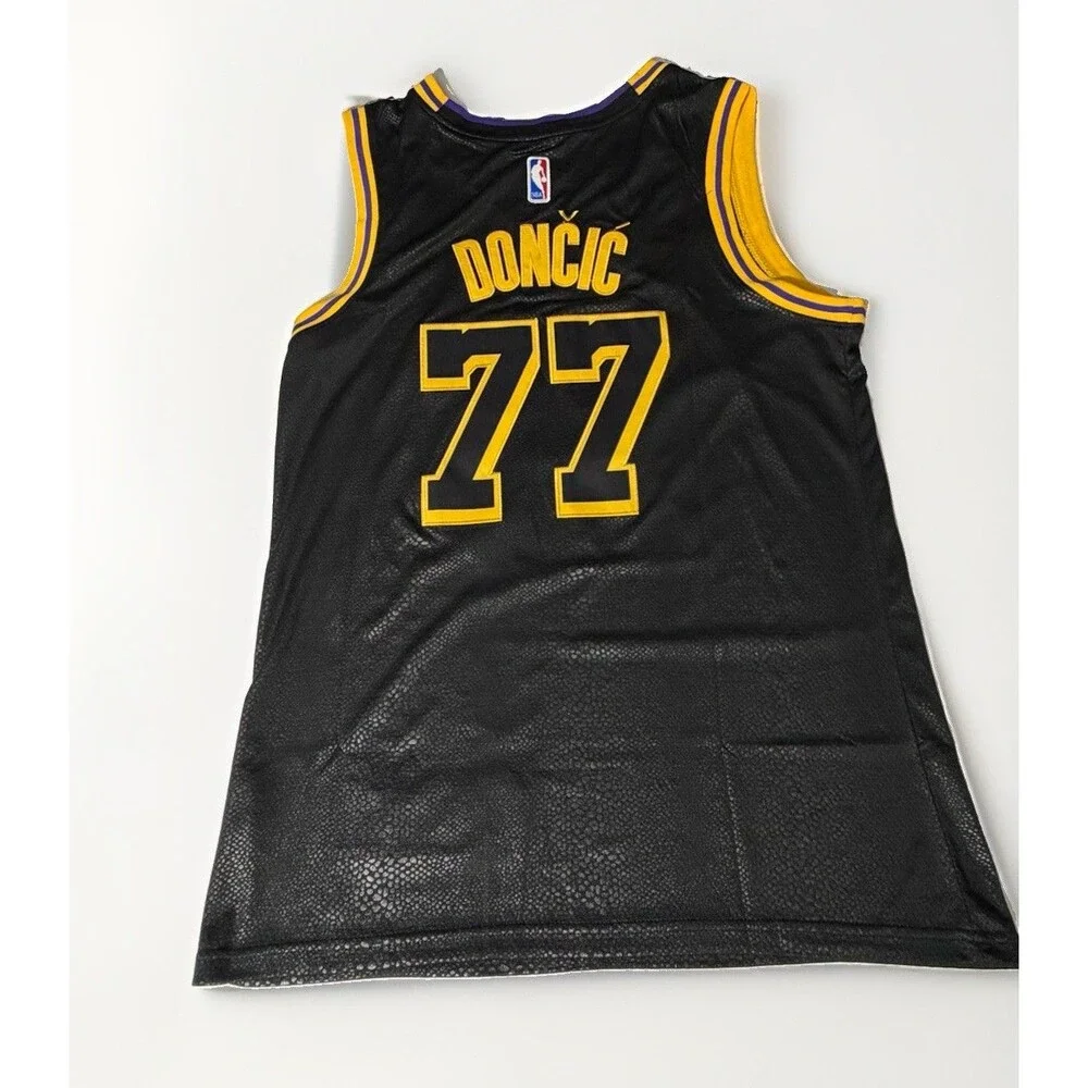 NWT Nike Luka Doncic #77 Los Angeles Lakers Black Swingman Jersey Size 48 Medium